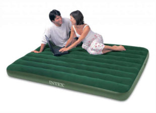 Nafukovací postel Intex pro 2 osoby